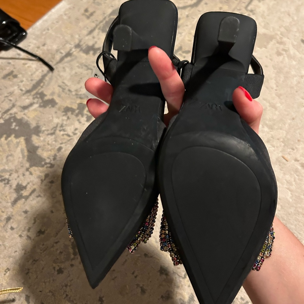 Zara Black Heels with Colorful Embellished Bow - Picture 2 of 2